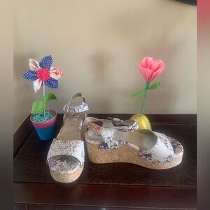 Bussola Floral Platform Sandals